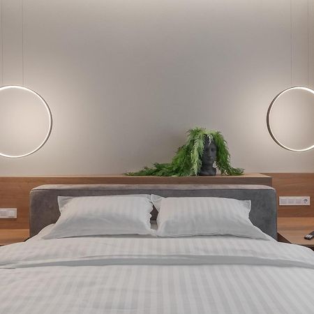 Oasis Rooms ออราแด ภายนอก รูปภาพ